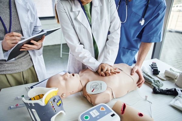 Corso BLSD - PBLSD per operatori sanitari - soccorritori - immagine 2